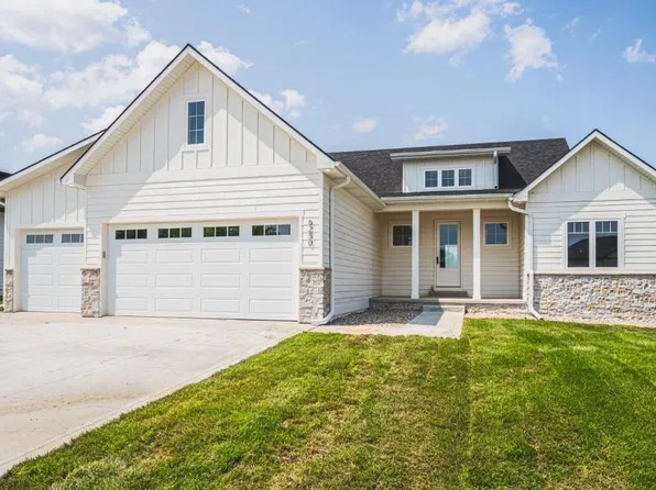 6250 Tiger Dr, Sioux City, IA 51106