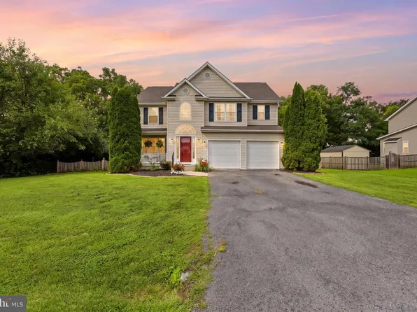 294 Teal Rd N, Martinsburg, WV 25405
