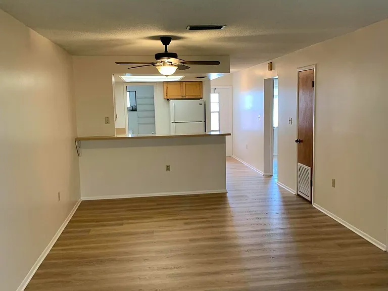 3755 S Hopkins Ave #C3 — Photo 8