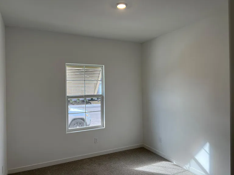 9634 Maple Terrace Ln — Photo 9