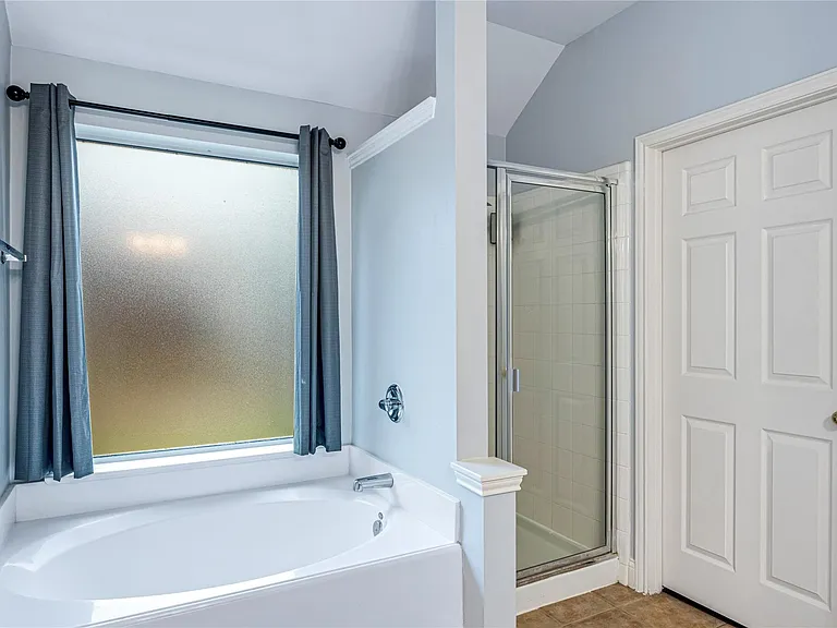 28507 Chateau Springs Ct — Photo 15