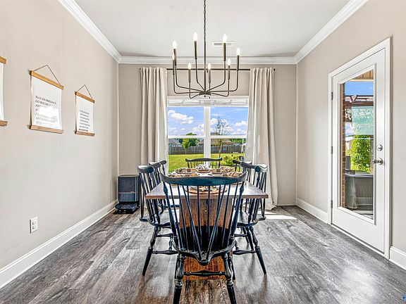5th image of 15229 Craft Ln