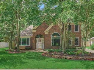 87 E Sterling Pond Cir, The Woodlands, TX 77382