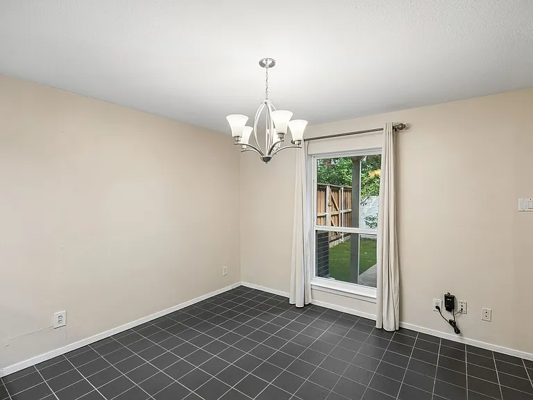 2908 Clear Springs Dr — Photo 12