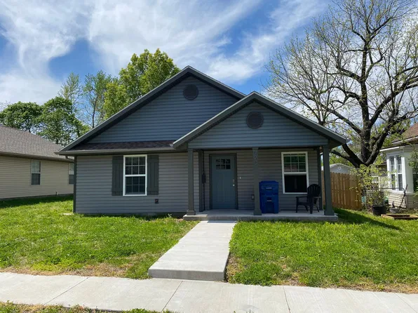 720 Prospect Ave, Webb City, MO 64870