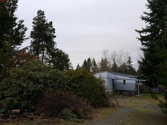 3rd image of 9004 Pepperidge Ln SE