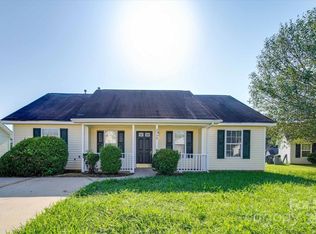 2328 Button Bush Ct, Charlotte, NC 28216