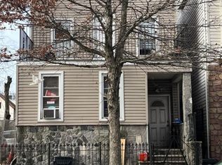 192 1st St, Newark, NJ