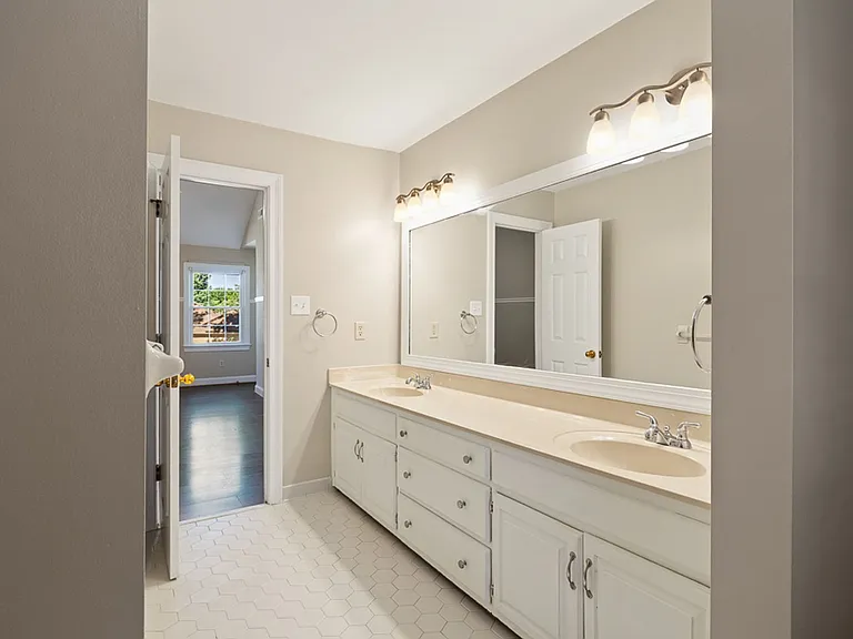 1309 Chelbrook Rd — Photo 33