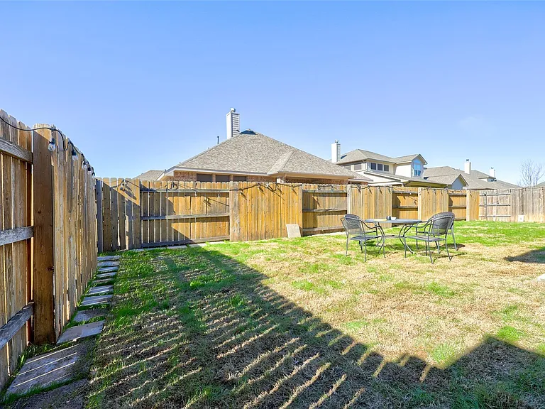 3030 Isabella Ln — Photo 38