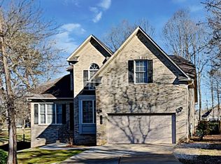 1101 Timberlane Dr, High Point, NC 27265