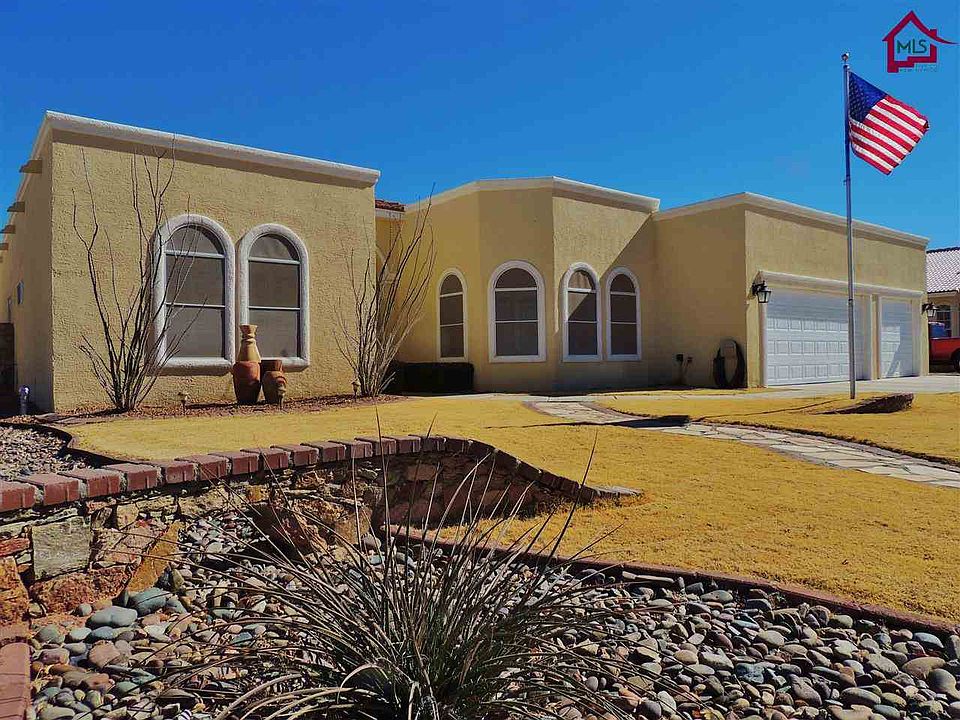 1st image of 304 Desert Garden Dr