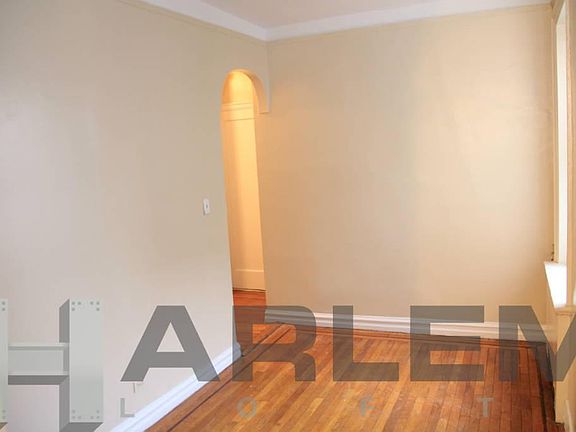 3rd image of 61 Adrian Ave APT 4D