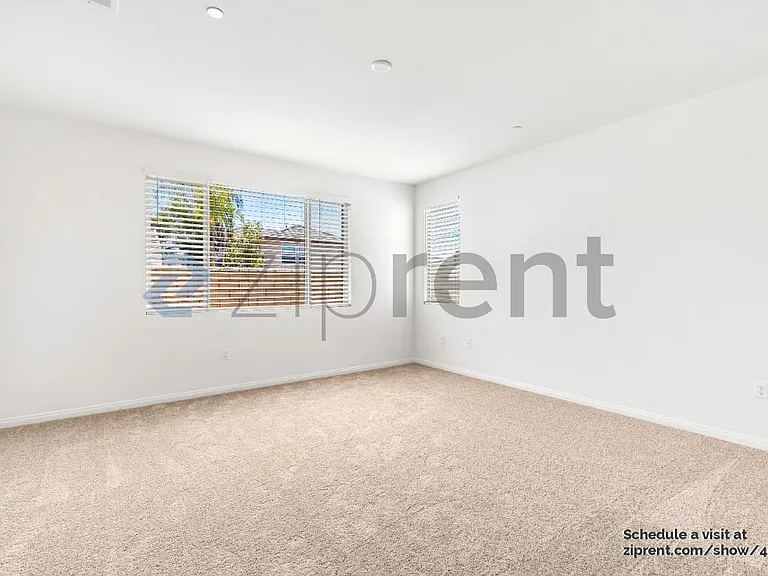 29695 Courage Ct — Photo 12