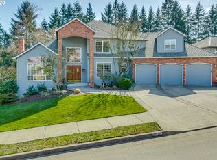 4020 Rosepark Dr, West Linn, OR