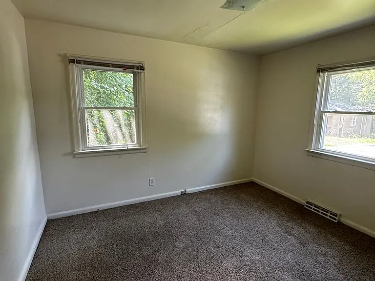 1001 Wilmouth St — Photo 22