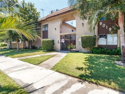 9019 Cedros Ave APT 6, Panorama City, CA, 91402