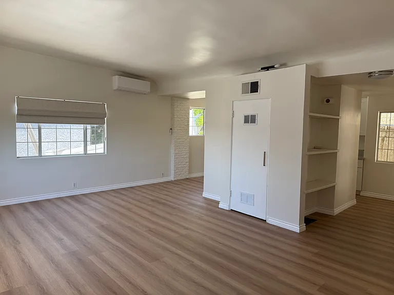 3634 W Avenue 42 — Photo 6