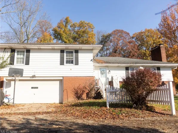 2969 State Route 516 NW, Dover, OH 44622