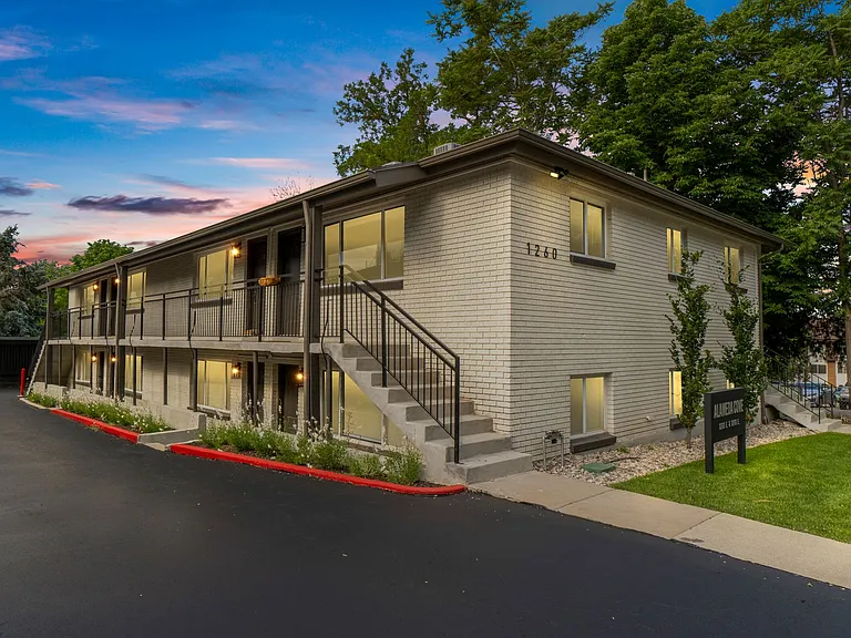 1260 E Alameda Ave — Photo 6
