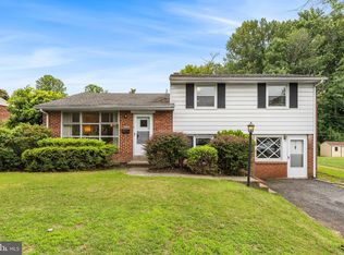 333 Candlewood Rd, Broomall, PA 19008