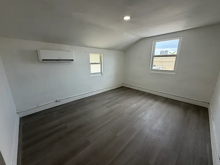 1968 NW 24th Ave #3-2 — Photo 5