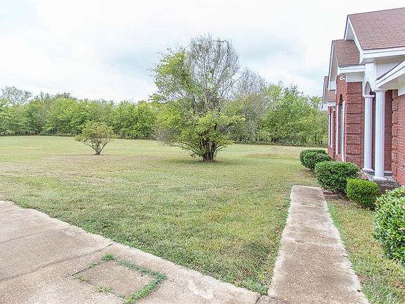 3rd image of 660 Clara Gardner Dr