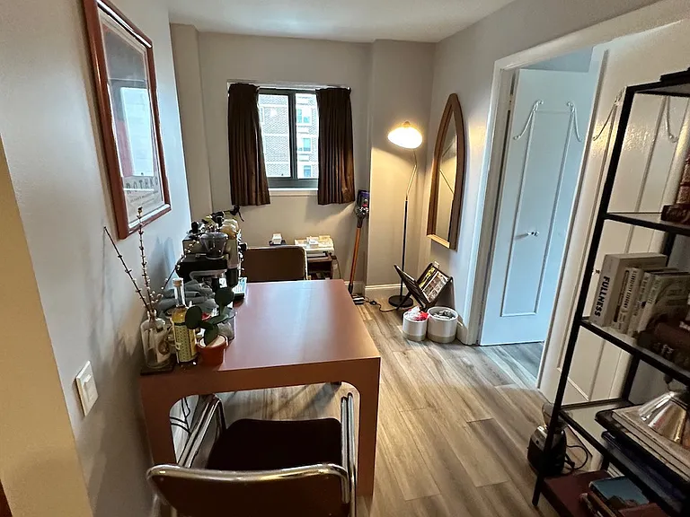 1420 Locust St #21 — Photo 9
