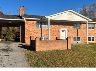 14104 Rose Dr, Upper Marlboro, MD 20774