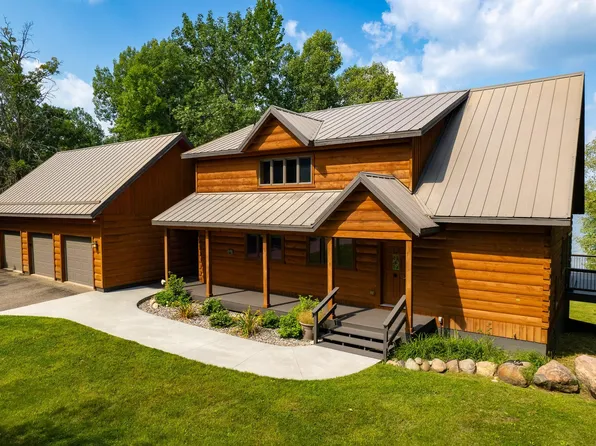 615 Lazy Ike Ln SE, Bemidji, MN 56601