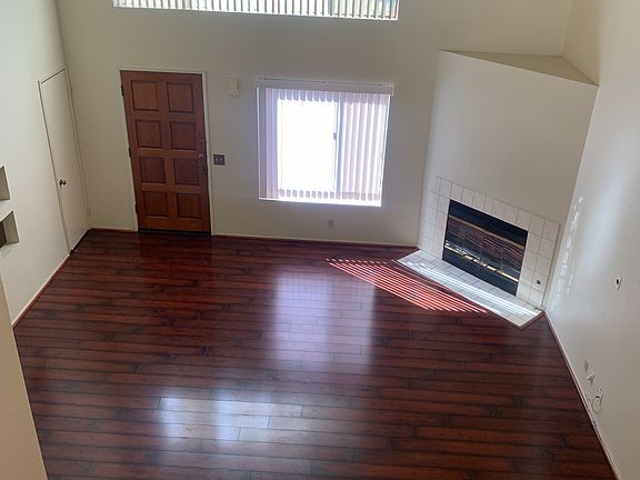 4th image of 1223 Huntington Dr