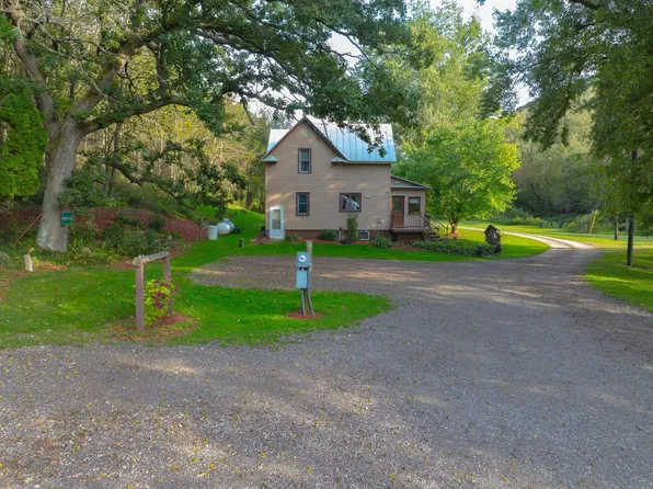 E5450 Cornell LANE, Coon Valley, WI 54623