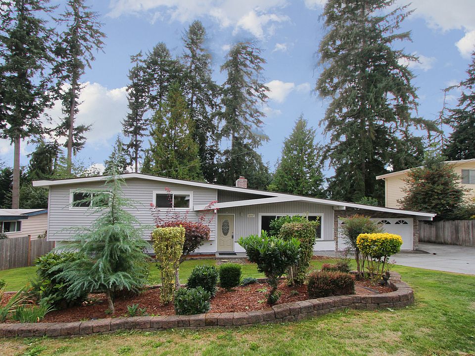 1st image of 16557 SE 30th St