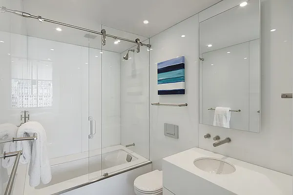 Sold by Compass | media 18