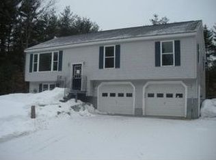 510 Bunker Hill Rd, Auburn, NH 03032