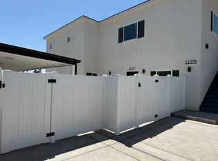 11577 Garrick Ave, Sylmar, CA 91342