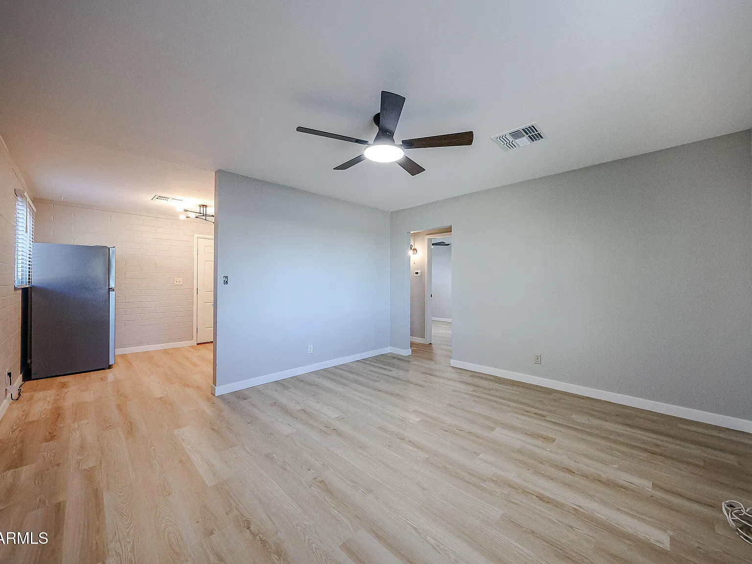 2 bed, 1.0 bath, 2184 sqft, $1,350 — Photo 4