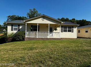 151 W Meeting St, Dandridge, TN 37725