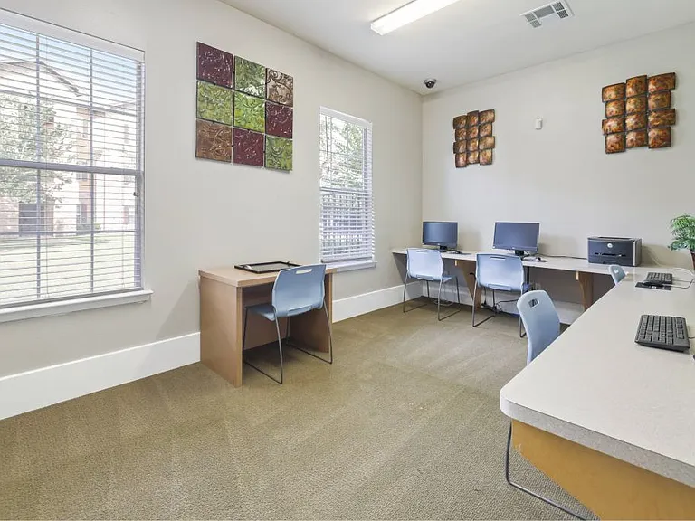 Business center at Stonehaven Apartments in Houston, TX