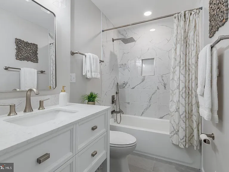 2256 Gunsmith Sq — Photo 15