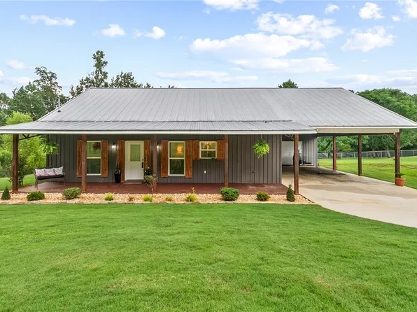 16655 Old Fayette Rd, Northport, AL 35475