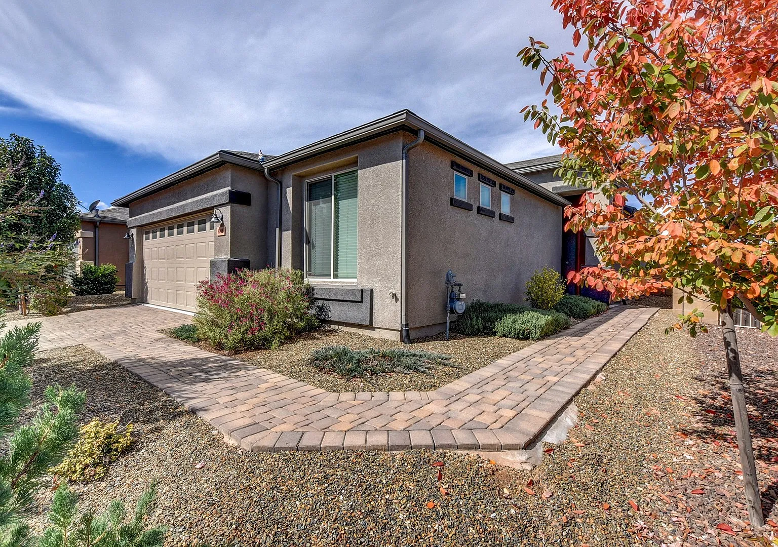 3 Bedroom + Den For Rent In Pronghorn Ranch! — Photo 3