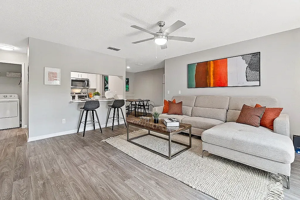 Southside Villas — Photo 4