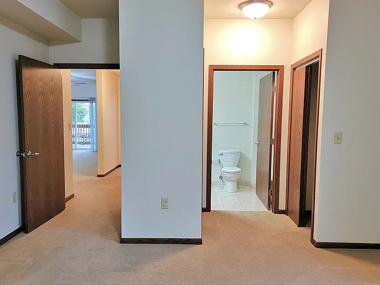 1009 Southland Lane — Photo 36