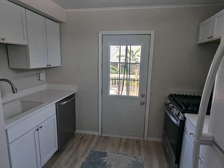 219 S Locust St #2 — Photo 11
