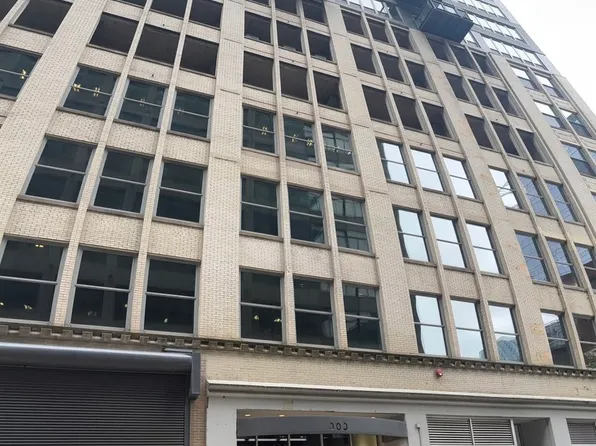 565 W Quincy St Unit 1216, Chicago, IL 60661