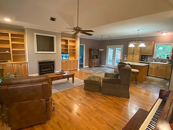 Open den & kitchen area