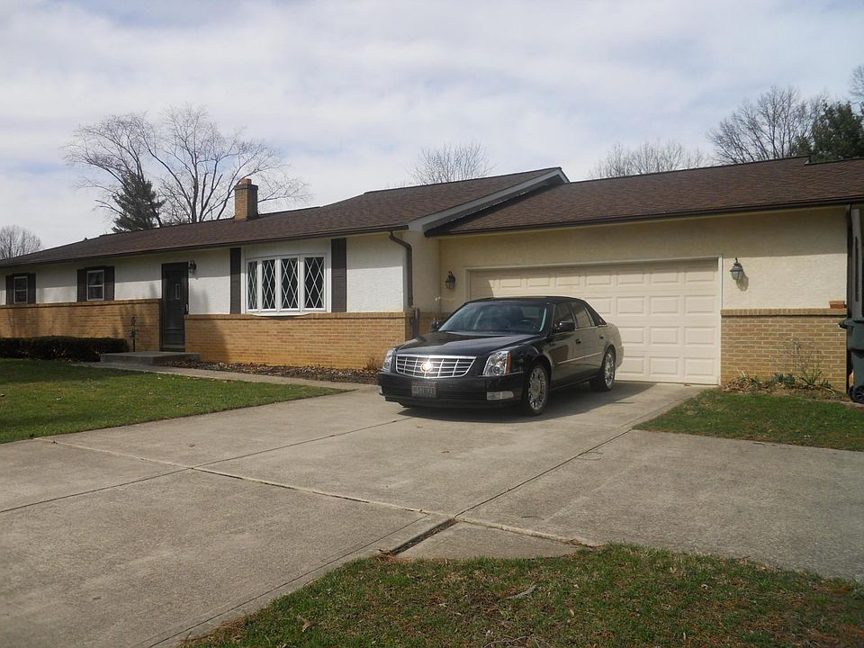 1st image of 3736 Florian Dr