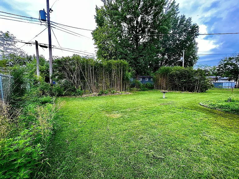 880 Gladiola Dr — Photo 15