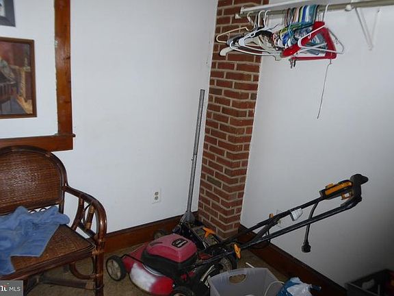 2nd image of 3405 Bristol Pike